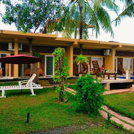 Petit Guest House Negombo Exterior photo